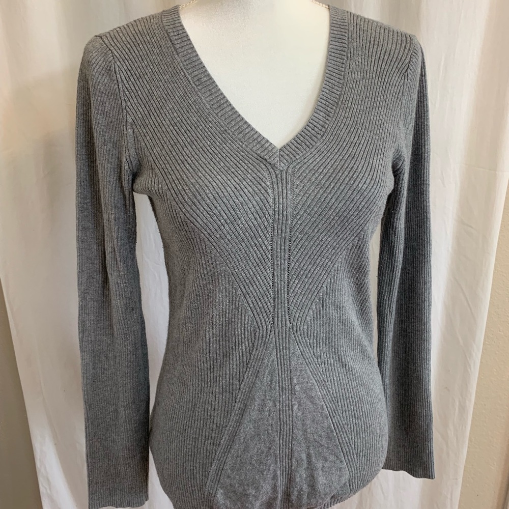 DKNY Grey Long sleeve ribbed vneck sweater